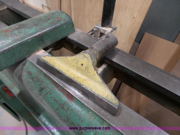 image for item AM9584 Powermatic lathe
