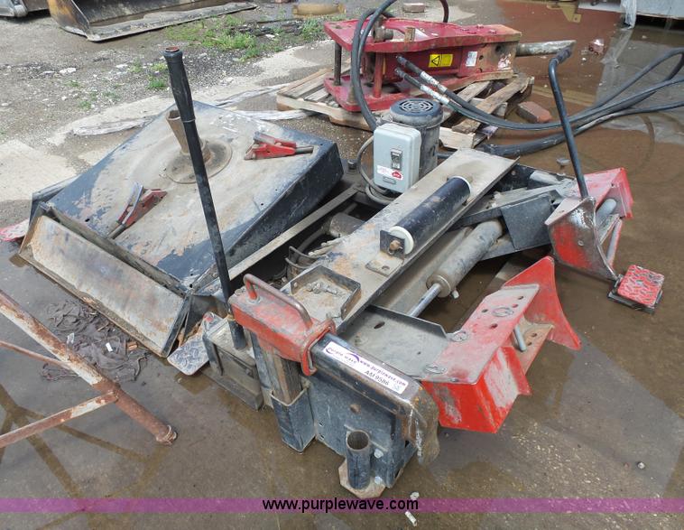 image for item AM9586 Coats tire machine