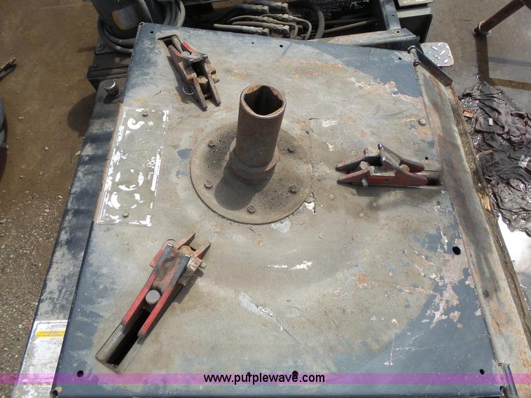 image for item AM9586 Coats tire machine