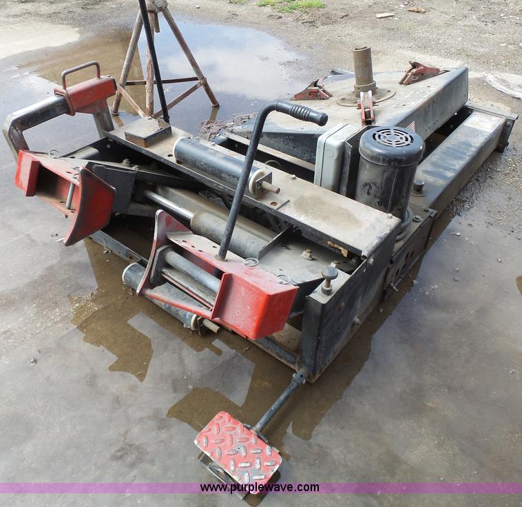 image for item AM9586 Coats tire machine