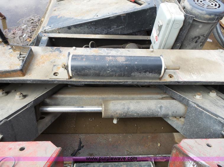 image for item AM9586 Coats tire machine