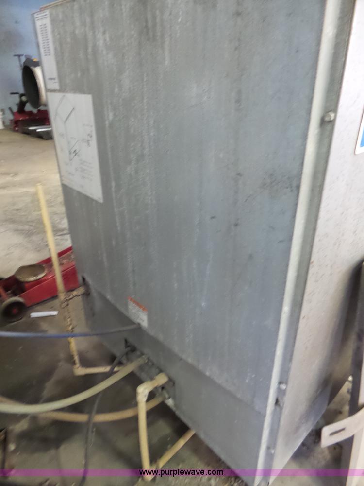 image for item AM9587 Manitowoc ice machine