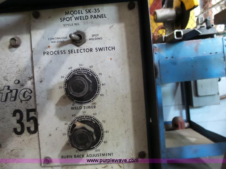 image for item AM9588 Miller Miller Matic 35 wire feed welder