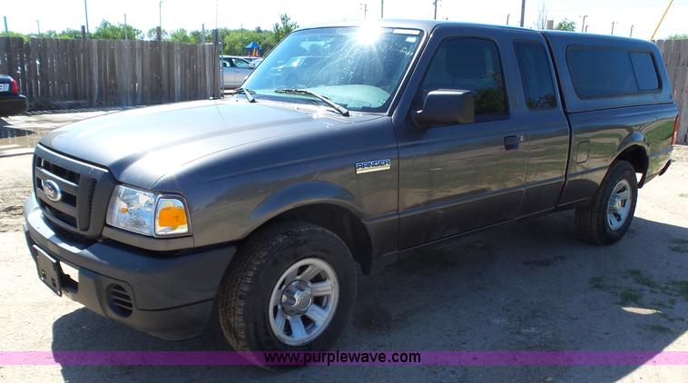 image for item AR9331 2010 Ford Ranger SuperCab pickup truck
