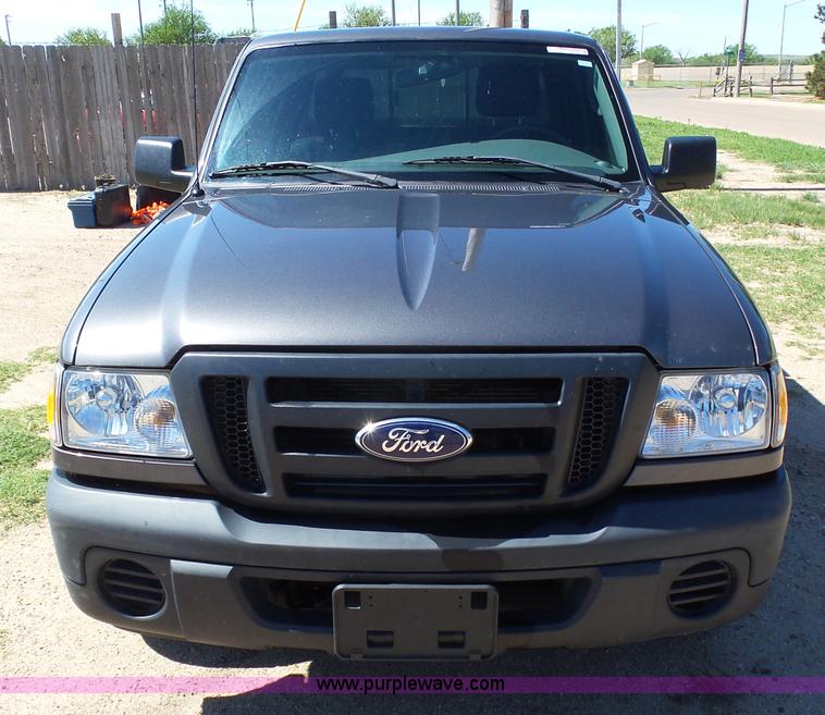 image for item AR9331 2010 Ford Ranger SuperCab pickup truck
