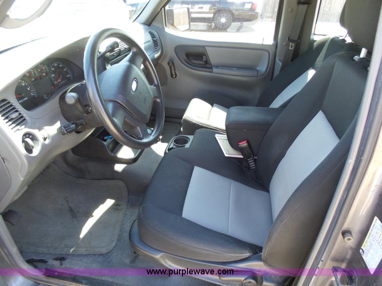 image for item AR9331 2010 Ford Ranger SuperCab pickup truck