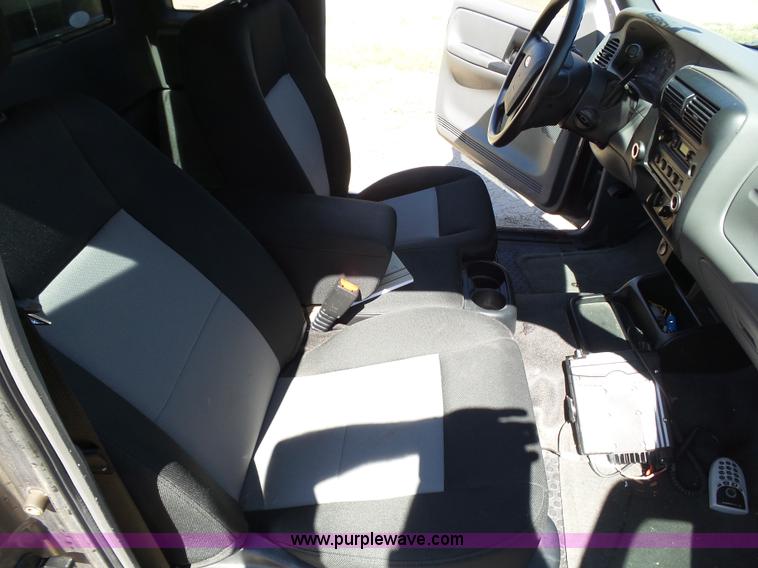 image for item AR9331 2010 Ford Ranger SuperCab pickup truck