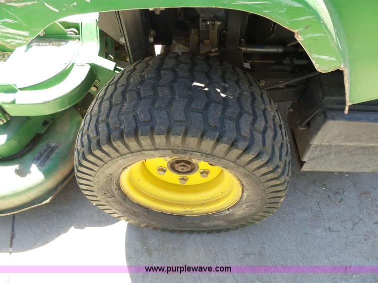 image for item AR9334 John Deere F620 Z-Trak ZTR lawn mower