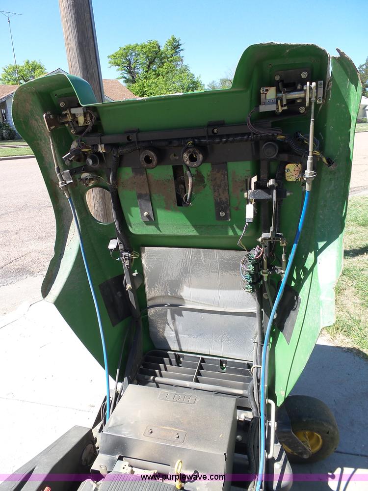 image for item AR9334 John Deere F620 Z-Trak ZTR lawn mower