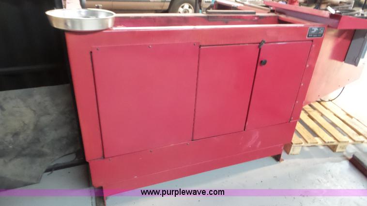 image for item AV9789 Sunnen CLT-100K line boring machine