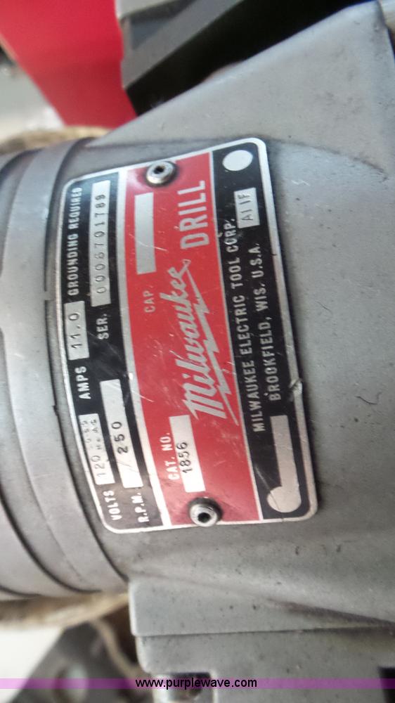 image for item AV9789 Sunnen CLT-100K line boring machine