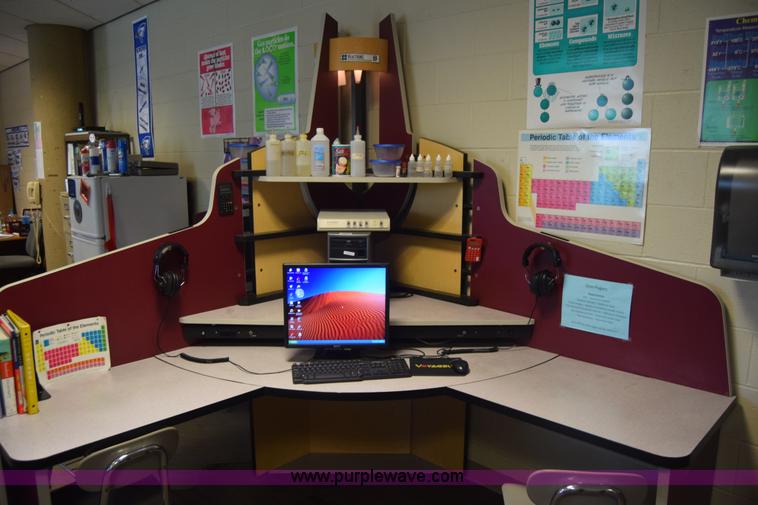 image for item AW9863 Synergistic Systems work stations