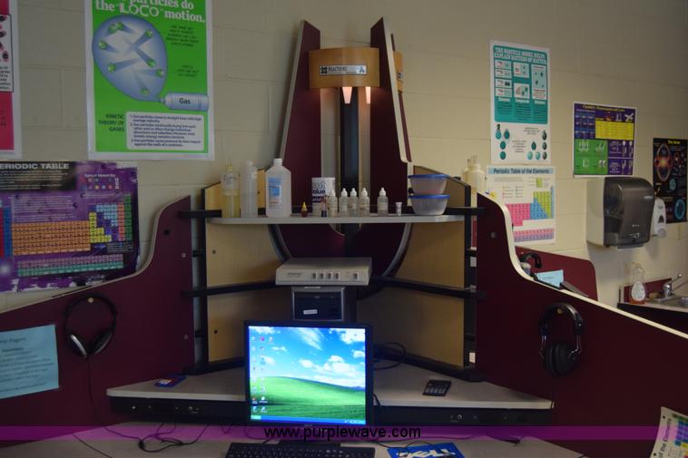 image for item AW9863 Synergistic Systems work stations