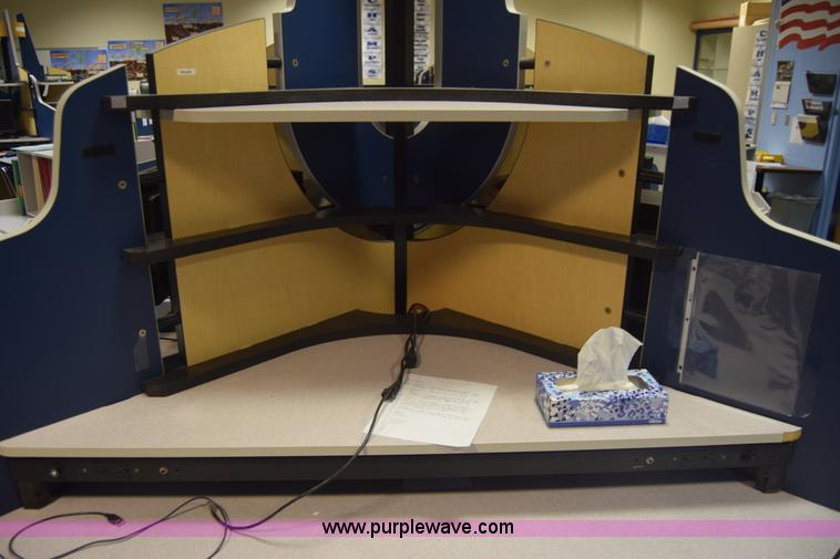 image for item AW9868 Synergistic Systems work stations