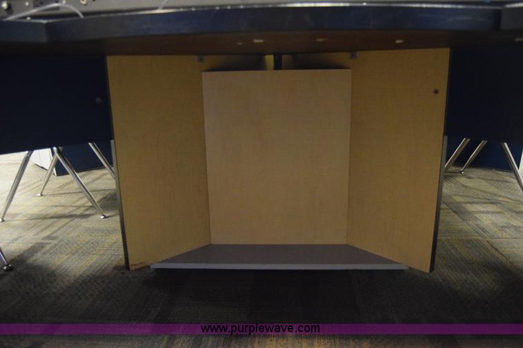 image for item AW9868 Synergistic Systems work stations