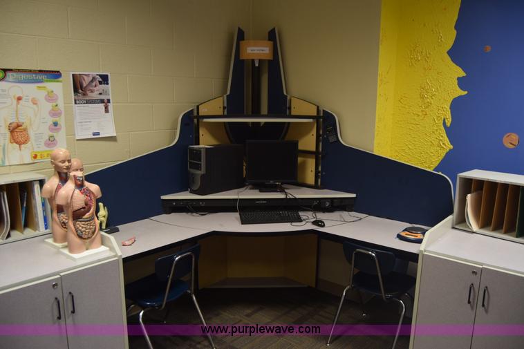 image for item AW9868 Synergistic Systems work stations