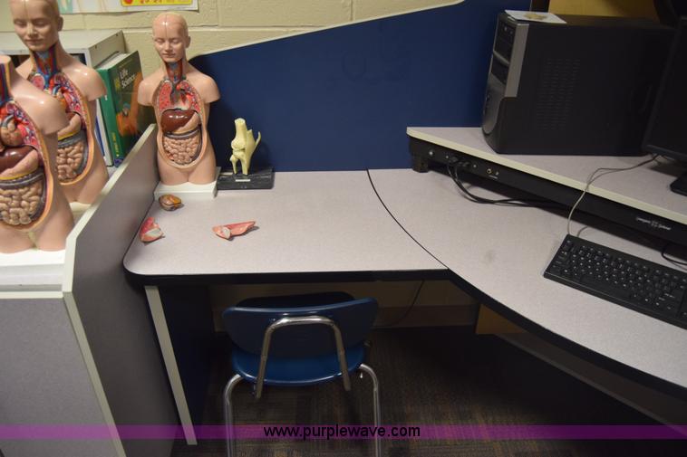 image for item AW9868 Synergistic Systems work stations