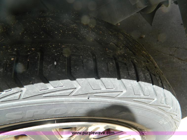 image for item AX9507 2005 Ford Crown Victoria Police Interceptor