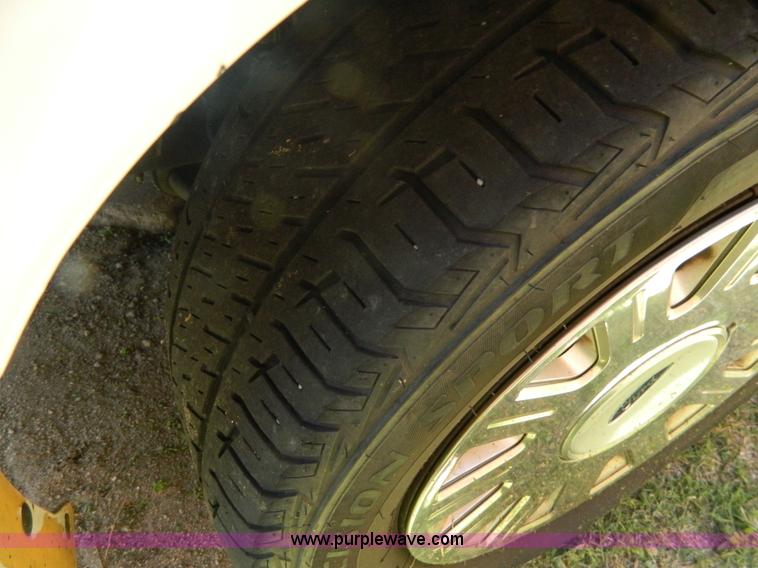 image for item AX9507 2005 Ford Crown Victoria Police Interceptor