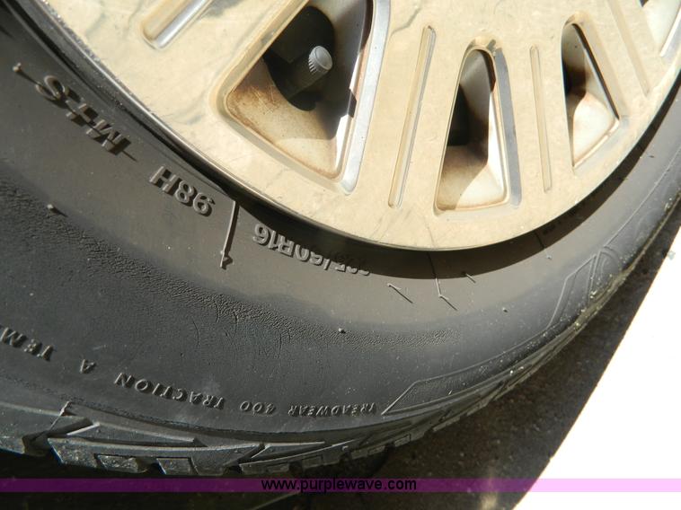 image for item AX9507 2005 Ford Crown Victoria Police Interceptor