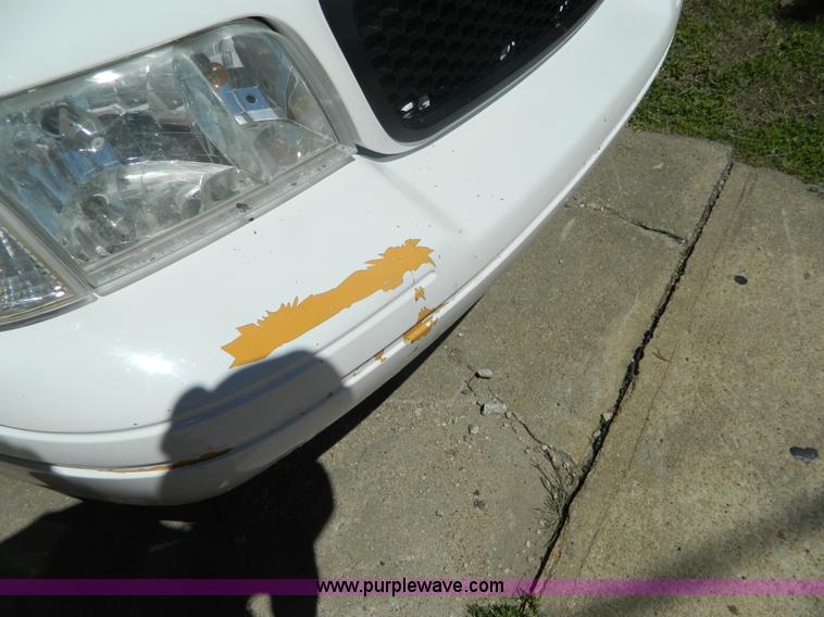 image for item AX9507 2005 Ford Crown Victoria Police Interceptor
