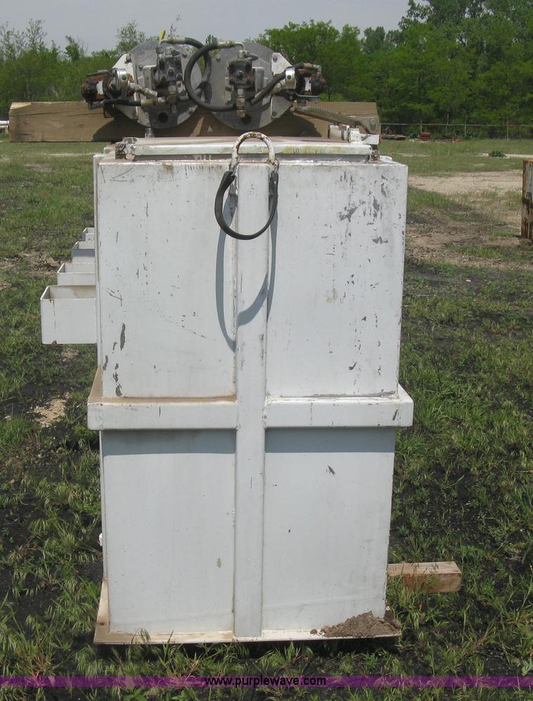 image for item BF9870 Road paint hopper