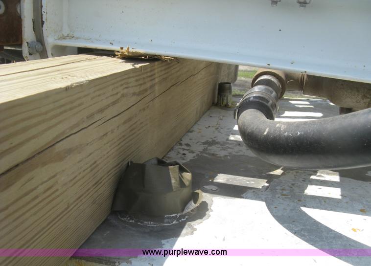 image for item BF9870 Road paint hopper