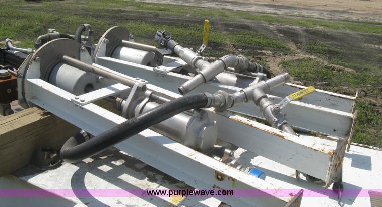 image for item BF9870 Road paint hopper