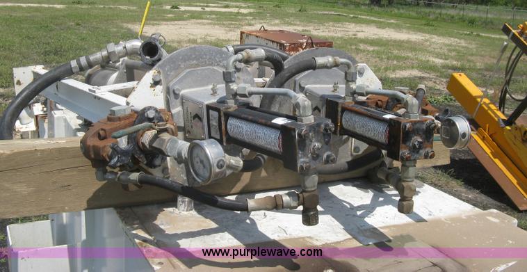 image for item BF9870 Road paint hopper