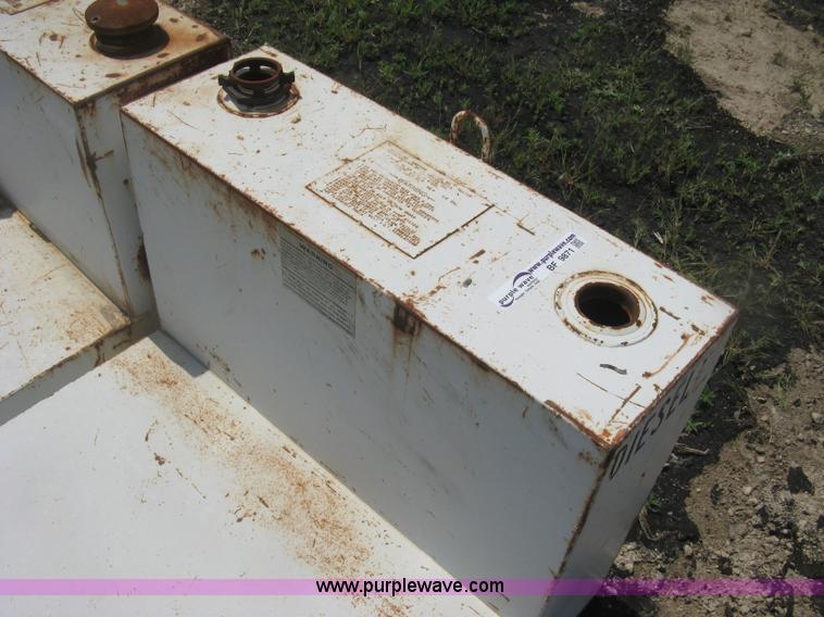 image for item BF9871 (2) L-shaped fuel tanks