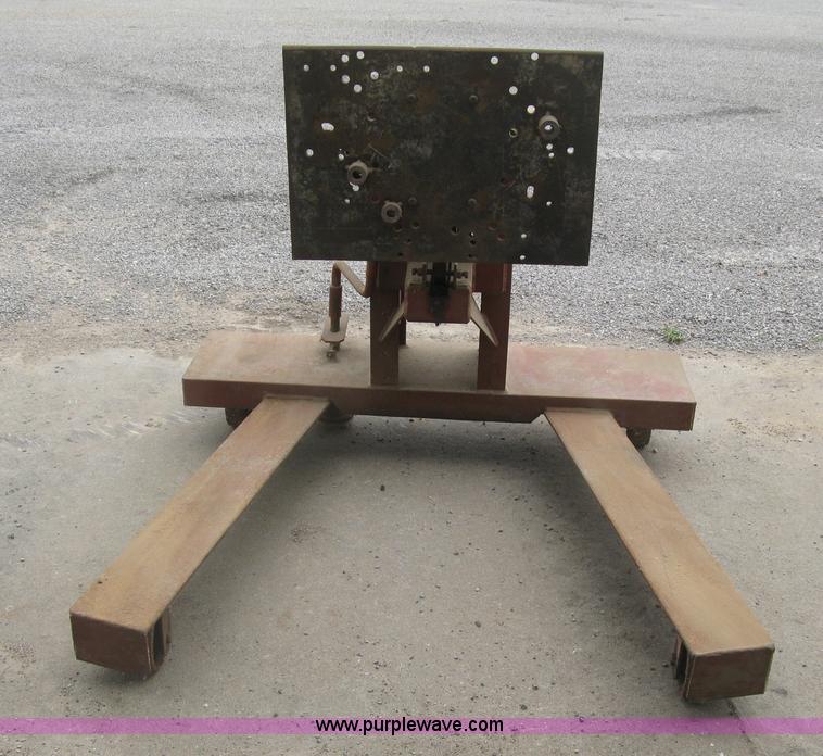image for item BF9879 Clayborne engine stand