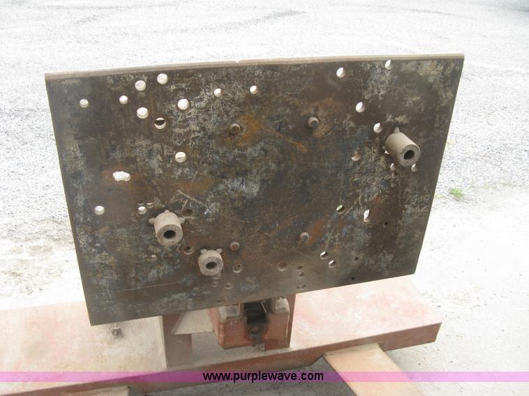 image for item BF9879 Clayborne engine stand