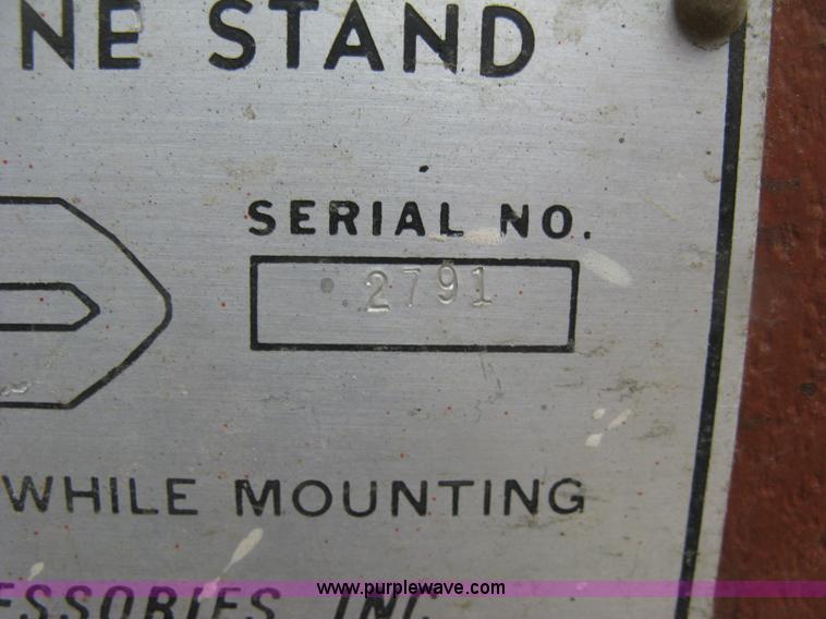 image for item BF9879 Clayborne engine stand