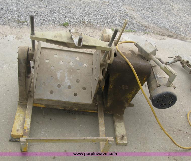 image for item BF9881 Miller paint mixer