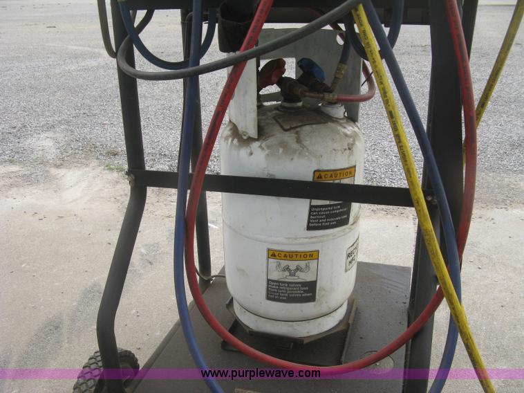 image for item BF9883 Snap-on Eco-134 recover recycle recharge system