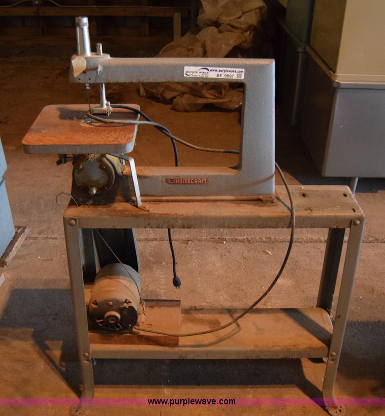 Delta HomeCraft scroll saw in Larned, KS Item BF9897 sold Purple Wave