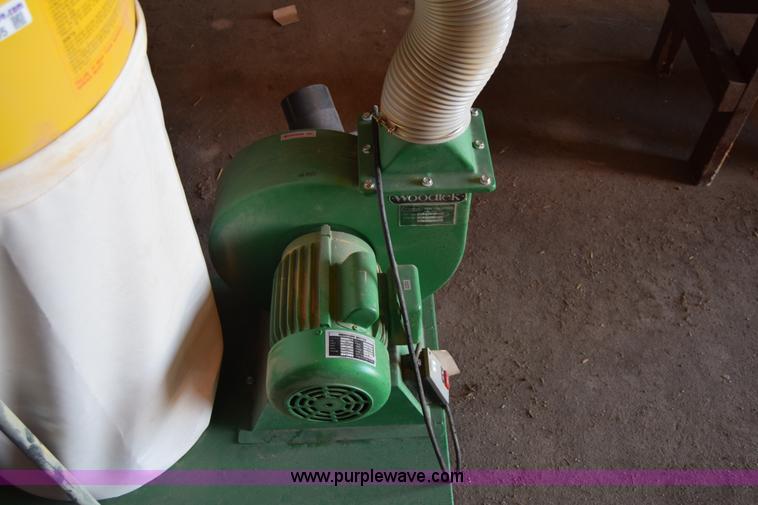 Woodtek dust collector in Larned, KS Item BF9905 sold Purple Wave