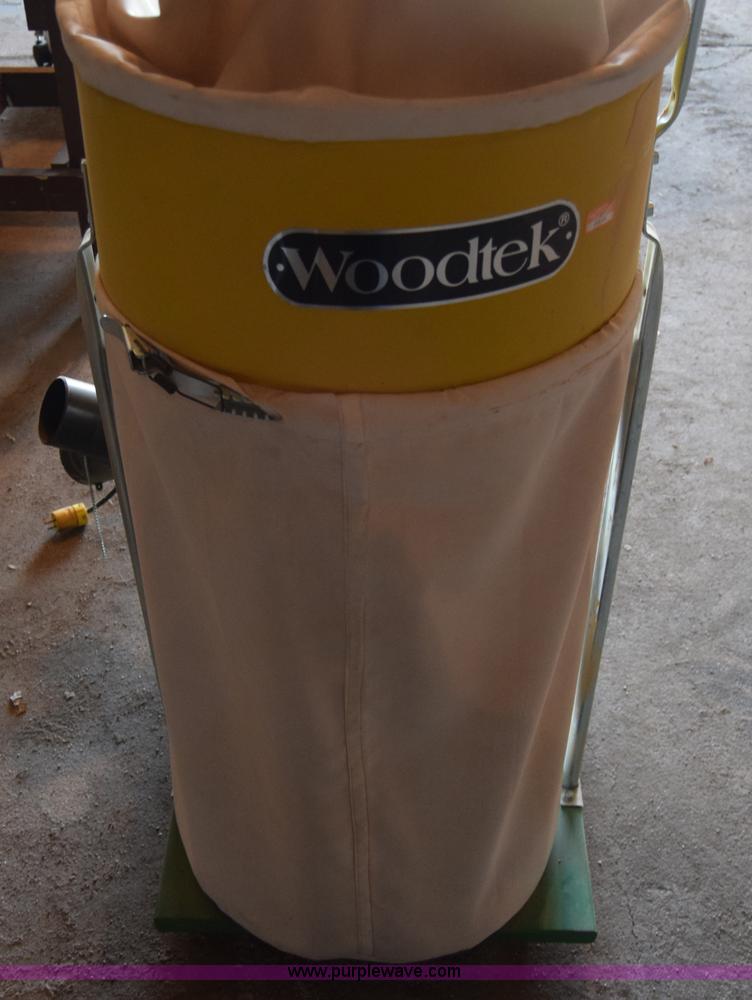 Woodtek dust collector in Larned, KS Item BF9905 sold Purple Wave
