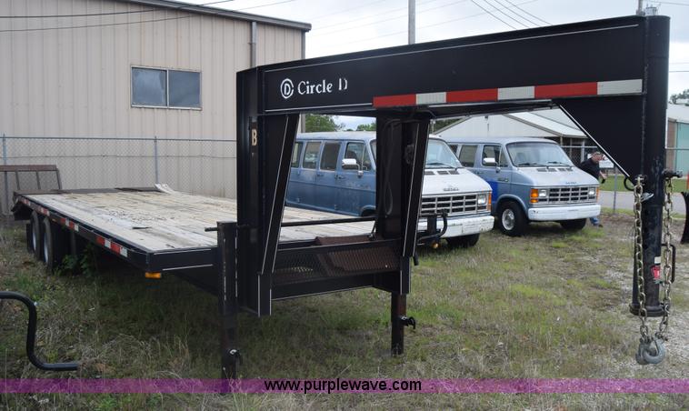 image for item BH9172 2008 Circle D equipment trailer