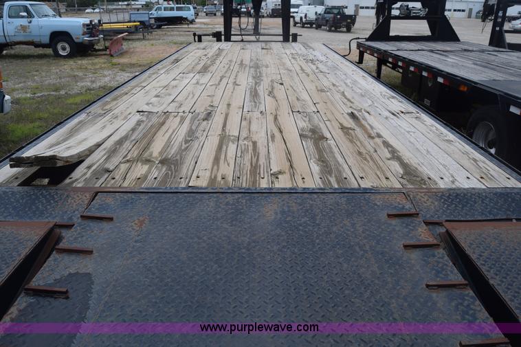 image for item BH9172 2008 Circle D equipment trailer