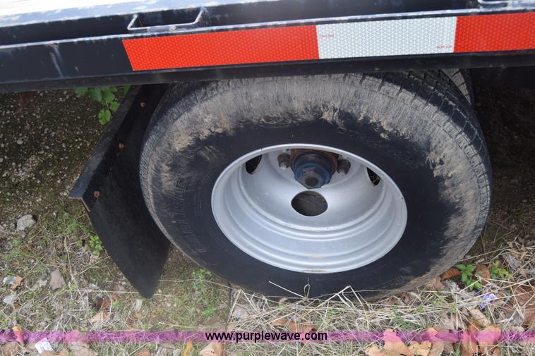 image for item BH9172 2008 Circle D equipment trailer