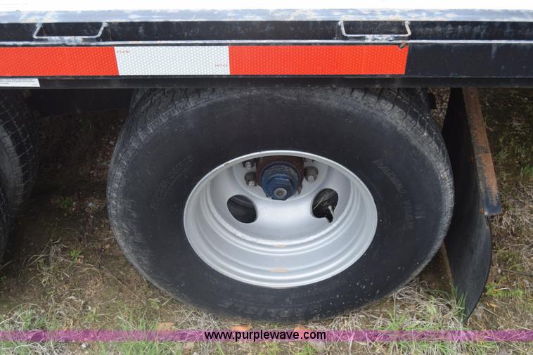 image for item BH9172 2008 Circle D equipment trailer