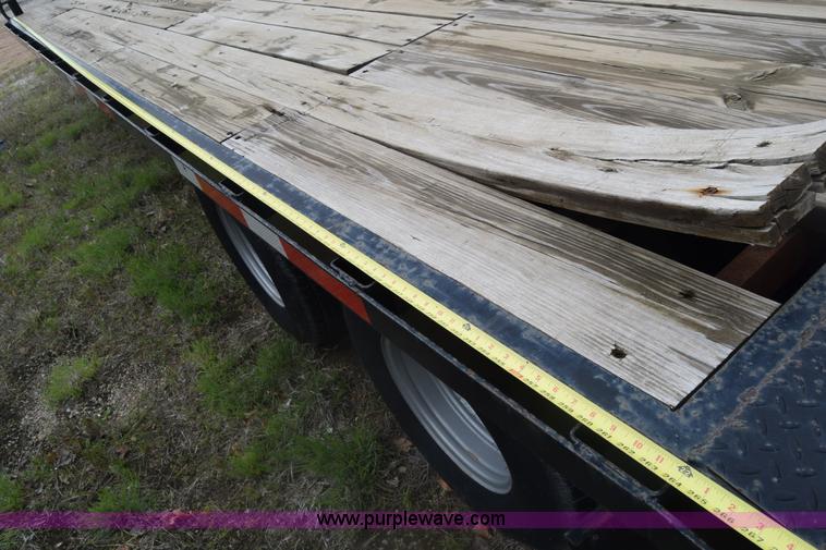 image for item BH9172 2008 Circle D equipment trailer