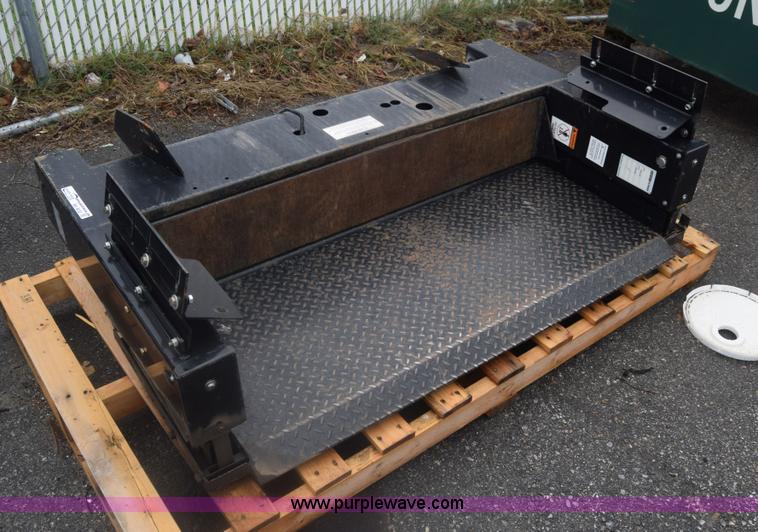 image for item BH9232 Eagle Lift EDL-60 end gate lift