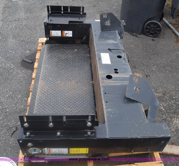 image for item BH9232 Eagle Lift EDL-60 end gate lift