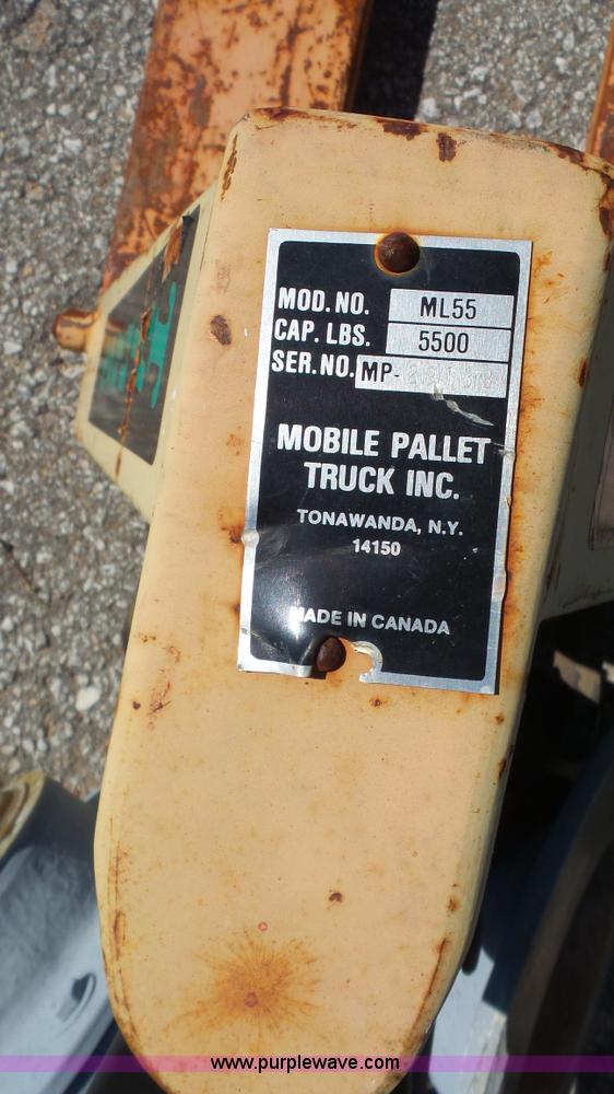 image for item BN9503 Pallet jack