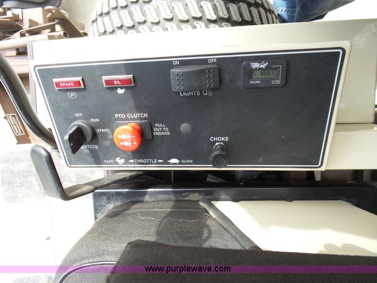 image for item BR9209 Grasshopper 723K ZTR lawn mower