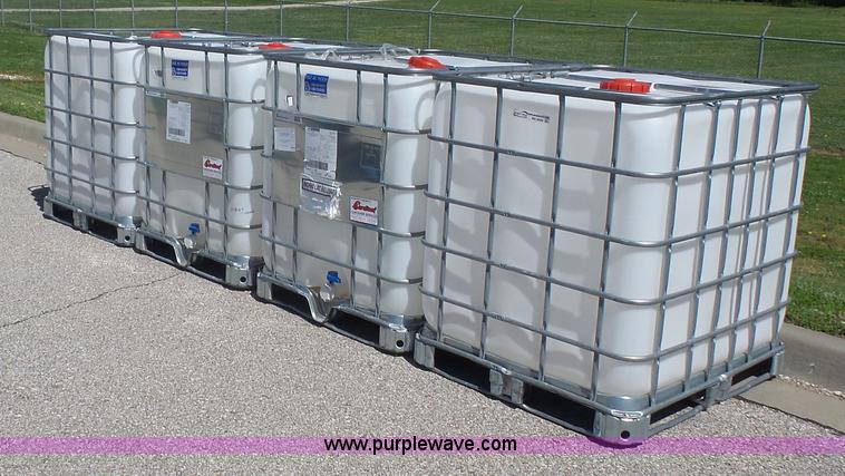 image for item F1369 (10) totes