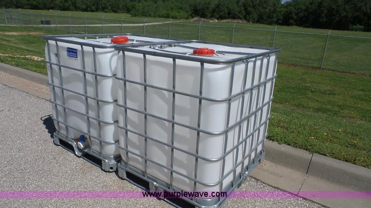 image for item F1369 (10) totes