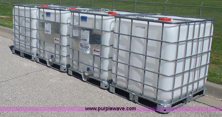 image for item F1371 (10) totes